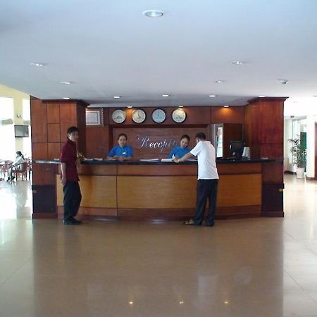 Huu Nghi Hotel Vinh Extérieur photo