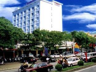 Huu Nghi Hotel Vinh Extérieur photo